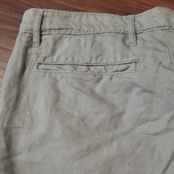 AG Adriano Goldschmied Light Green Flat Front Shorts - Picture 9 of 11